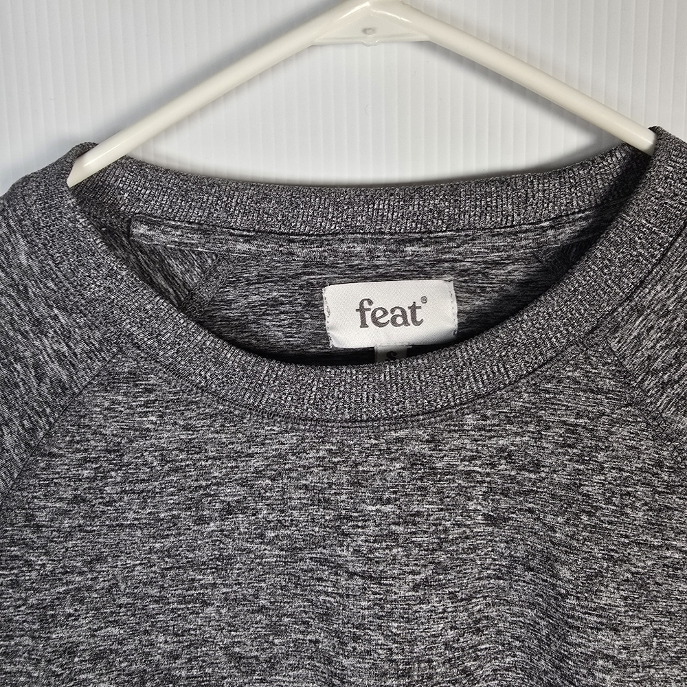 NWOT Feat Womens 2 Piece Lounge Set Heathered Grey Sweatshirt And Shorts Size S - Picture 7 of 16